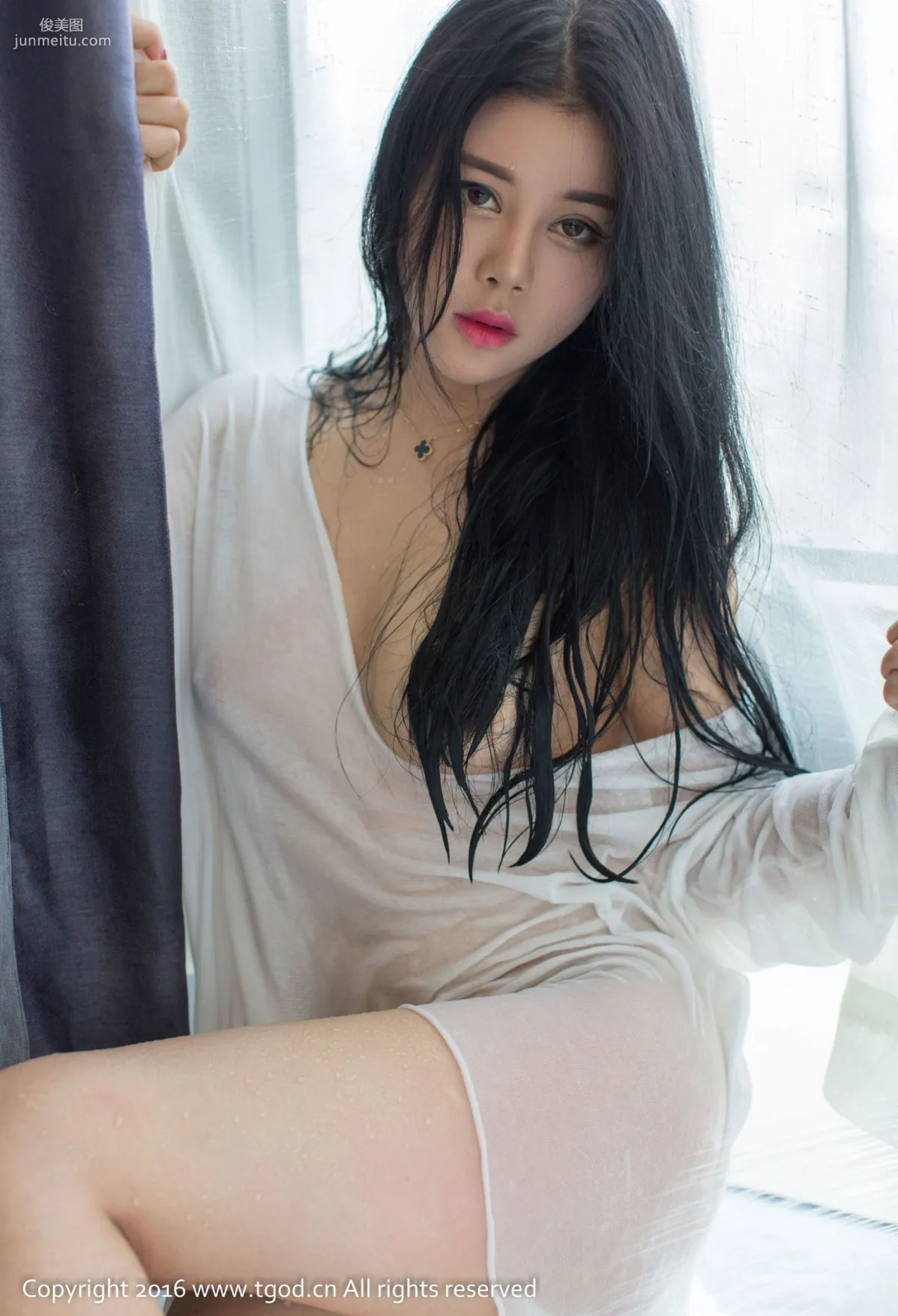 叶佳颐《纯纯神情惹人怜 曼妙身段难忘却》 [推女神TGOD] 写真集