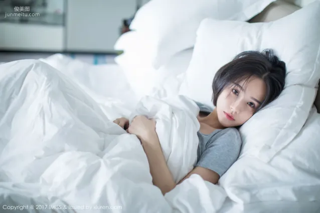 莉雅Livia《日系短发女神》 [爱蜜社IMISS] VOL.178 写真集