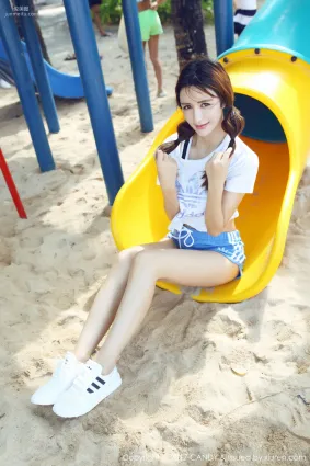 伊莉娜《海边沙滩女神系列》 [糖果画报CANDY] VOL.024 写真集