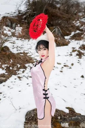 兜豆靓Youlina《新年贺岁》 [秀人网XIUREN] No.686 写真集