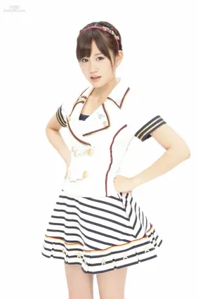 前田敦子/大島優子/小嶋陽菜/板野友美/渡邊麻友 [VYJ] No.111 写真集