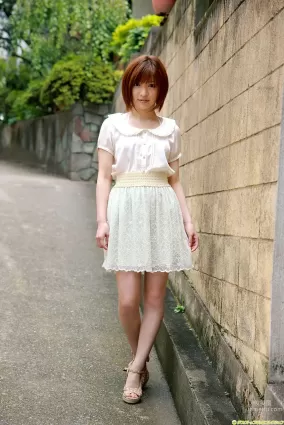 田中凉子/田中涼子《スベスベ美肌!純白な彼女の愛しいカラダ》写真集 [DGC] NO.1055