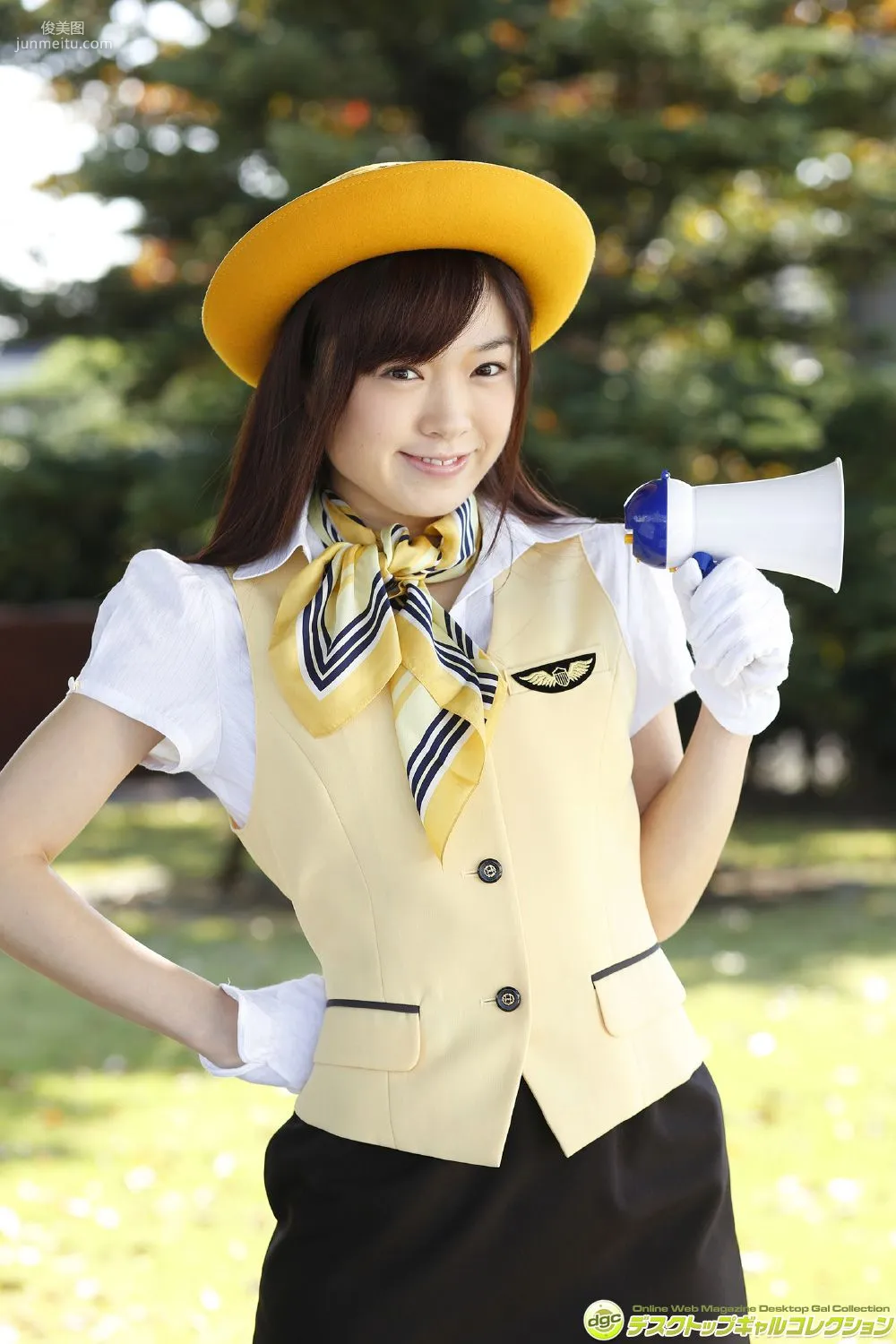 齊藤夢愛《天真爛漫な笑顔でセクシーなポーズに挑戦！》写真集 [DGC] NO.1233
