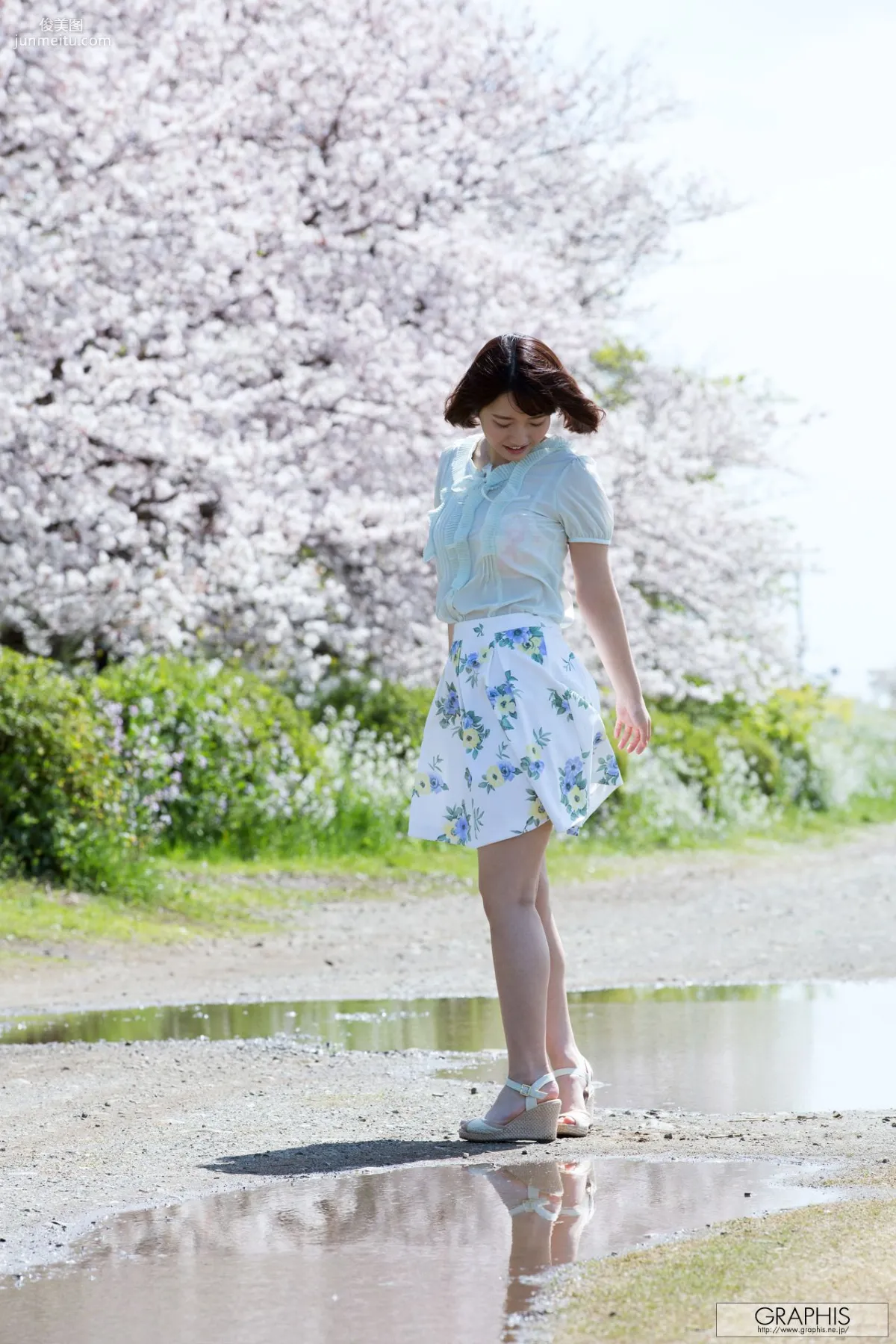 菊川みつ葉/菊川三叶『Fresh seedlings』 [Graphis] Gals 写真集