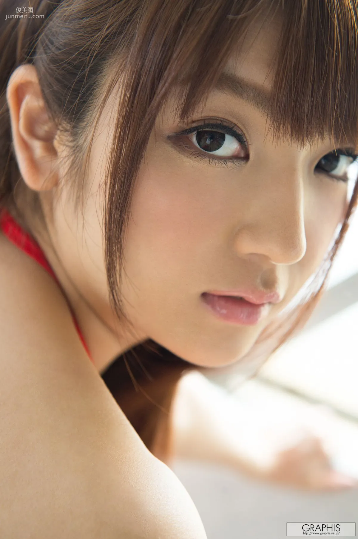 神咲詩織《Surround You》 [Graphis] Gals 写真集