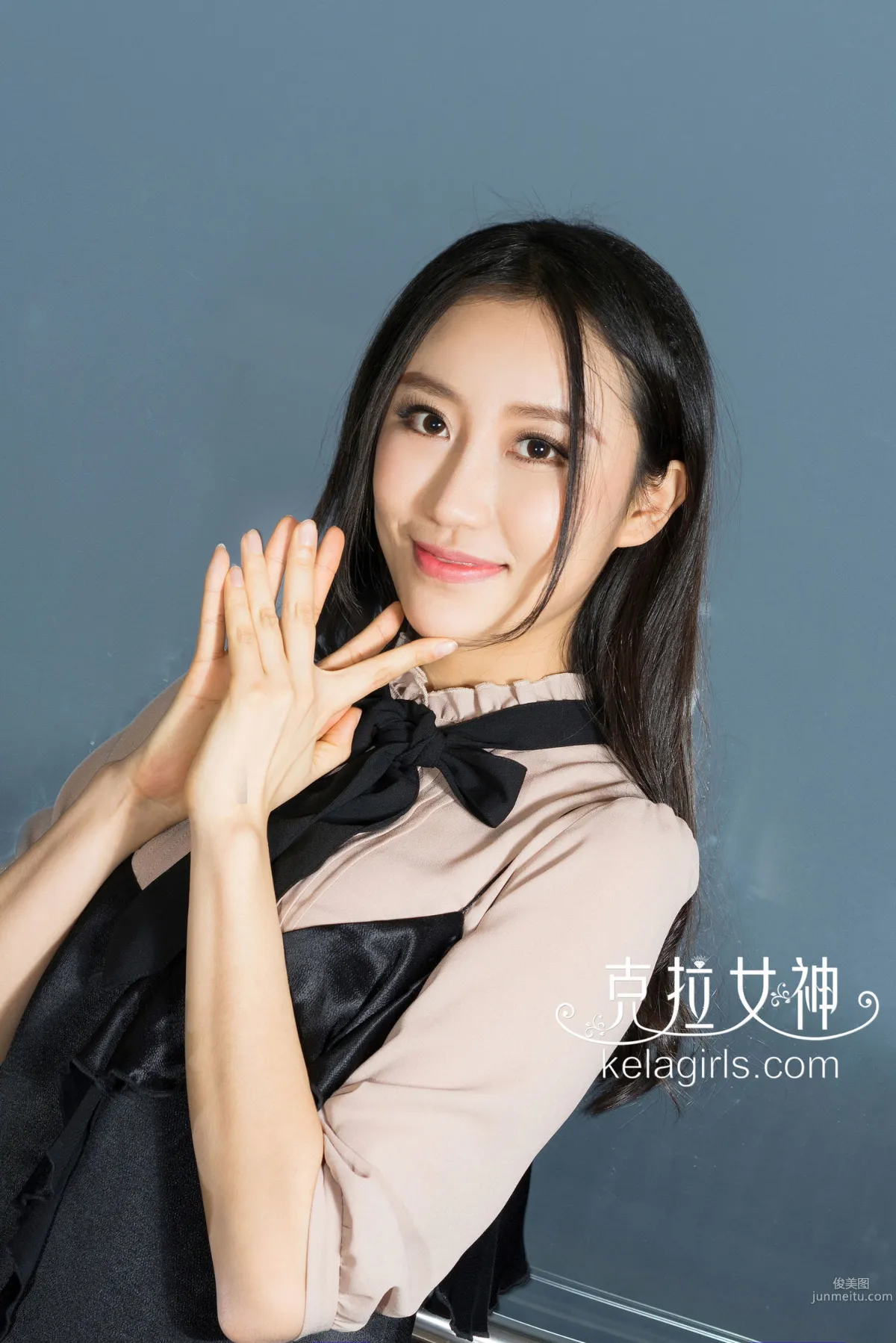 梦珊《公子的贴身校花》 [克拉女神] 写真集