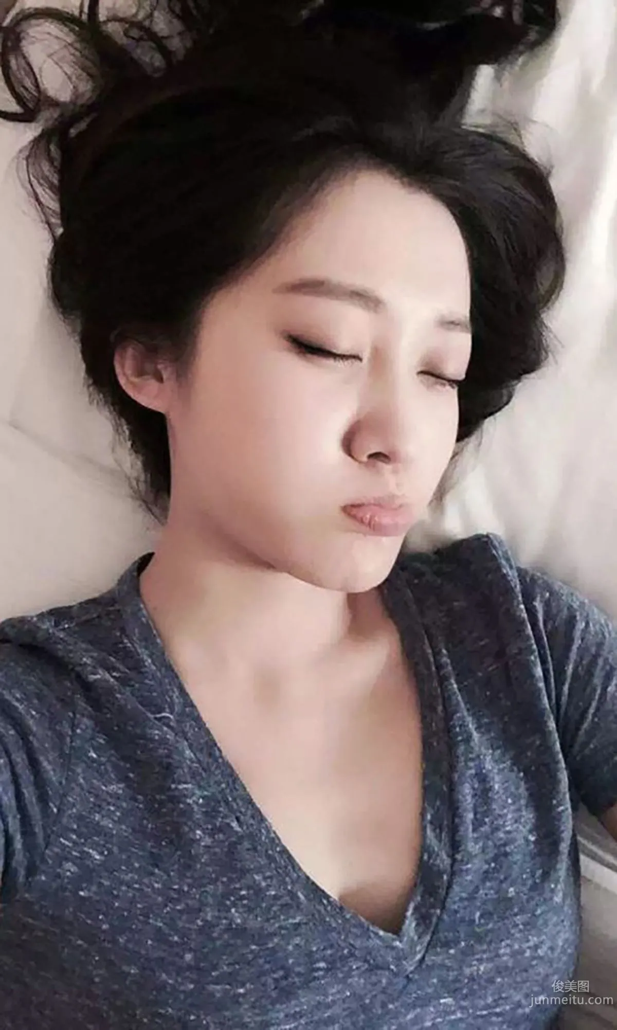 张冬《冷艳性感 勾魂魅惑》 [爱尤物Ugirls] No.051 写真集