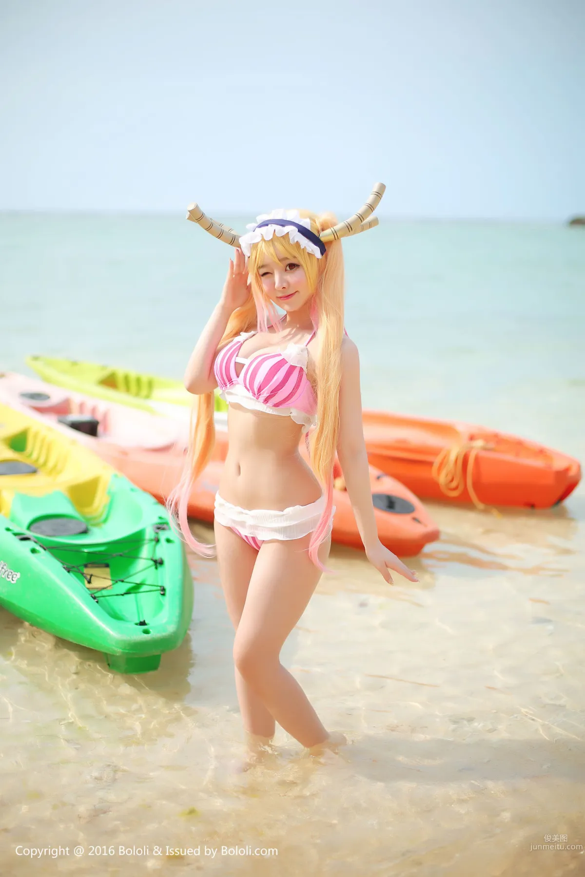 柳侑绮、夏美酱《妹抖龙比基尼》 [Bololi波萝社] BOL.052 写真集
