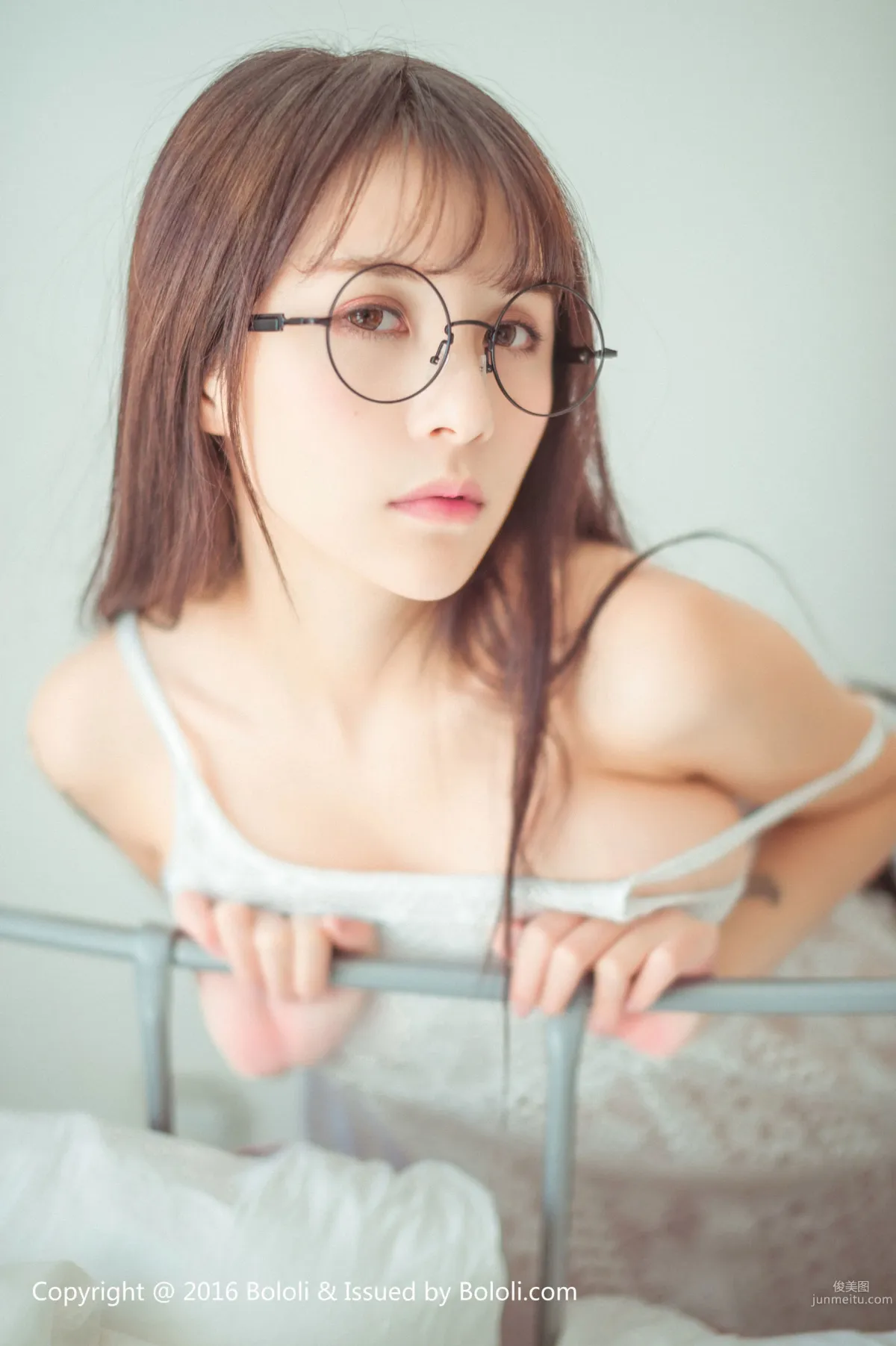 夏美酱《白裙夏美》 [Bololi波萝社] BOL.040 写真集