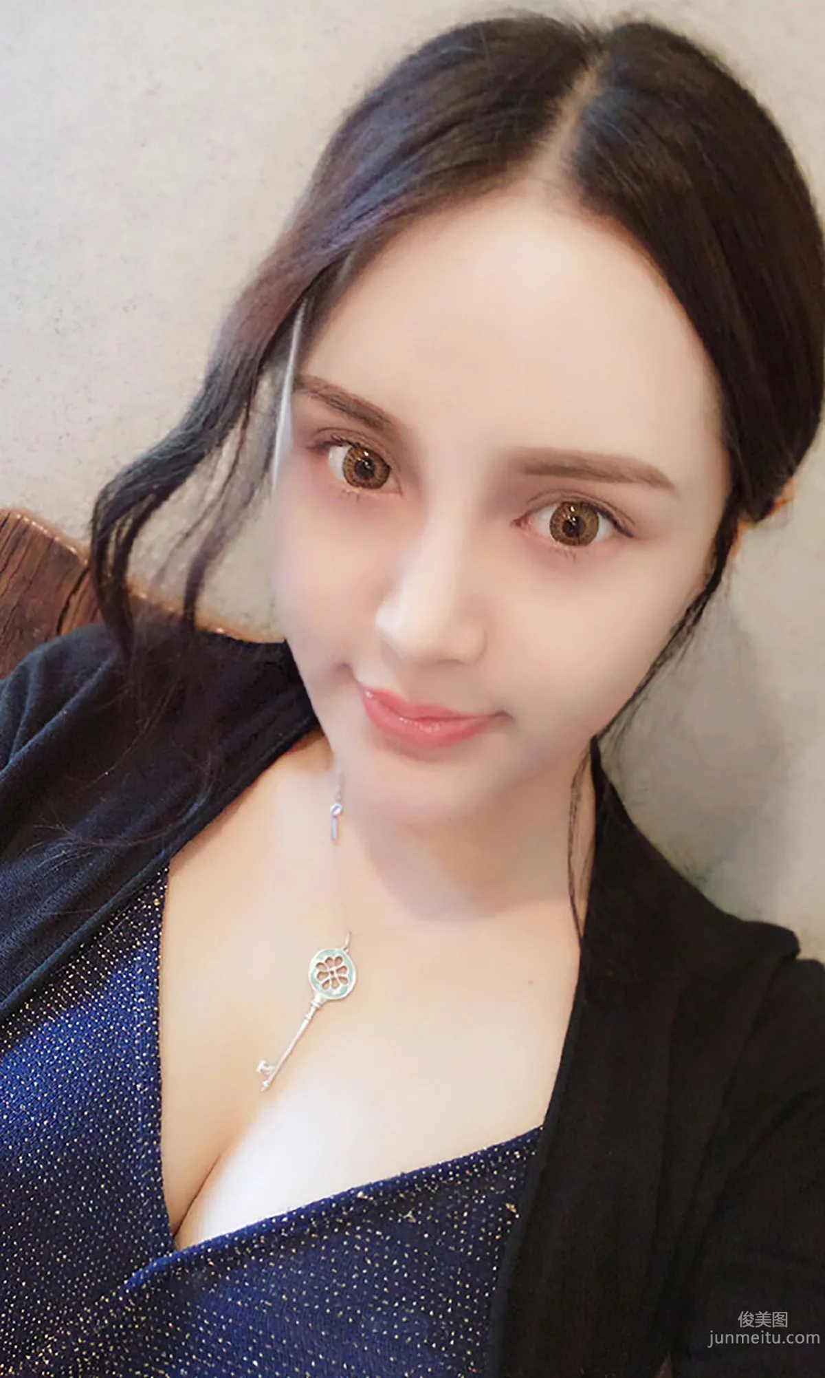 朱赢《混血风情正当王道》 [爱尤物Ugirls] No.109 写真集