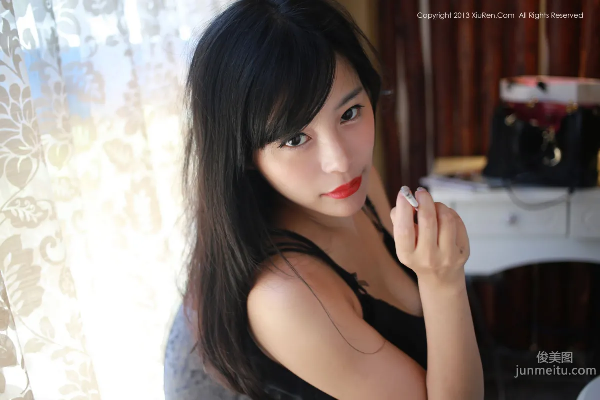 火辣模特@易欣viya [秀人网XiuRen] No.007 写真集