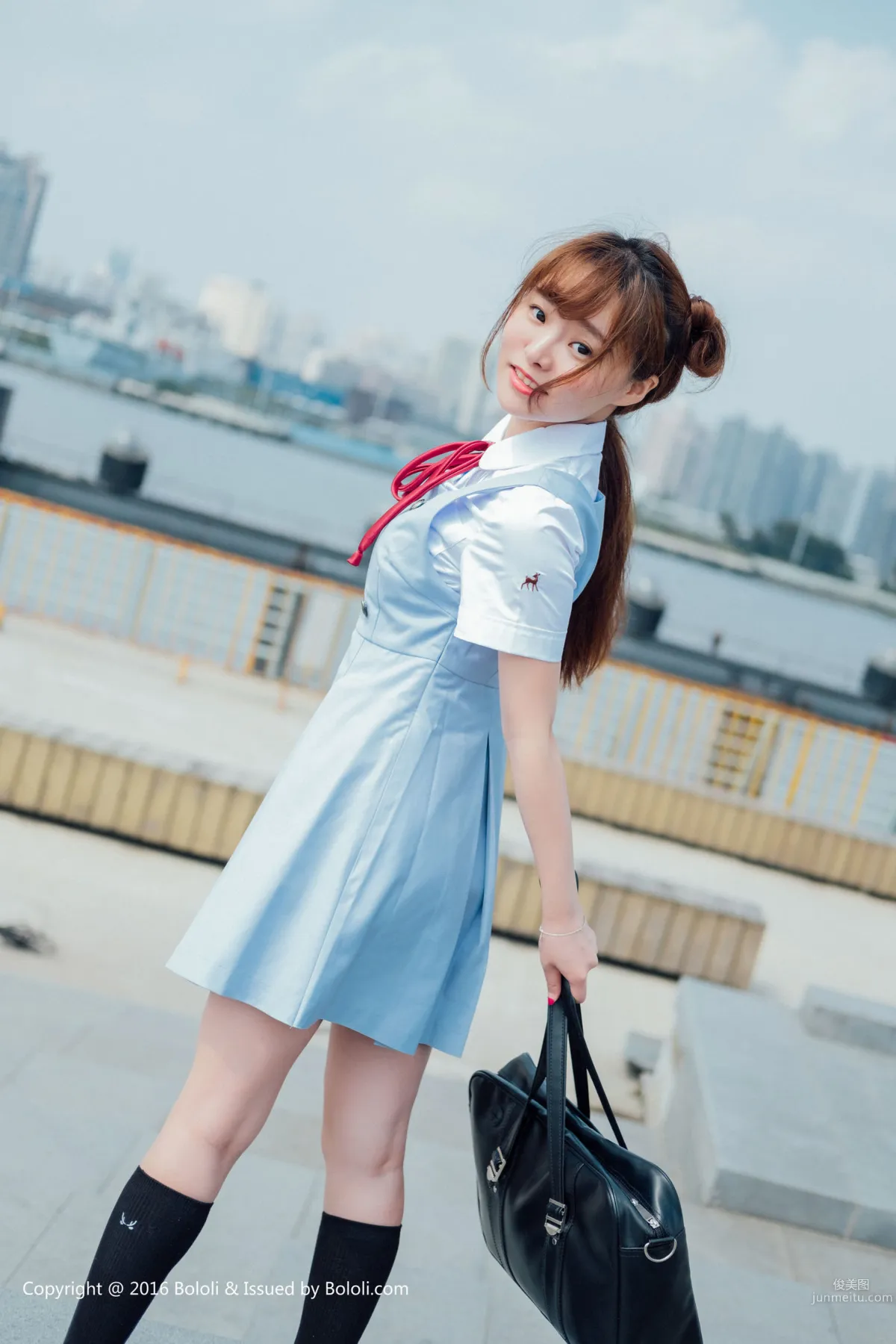 制服女神柳侑绮《青涩的回忆》 [Bololi波萝社] BOL.006 写真集