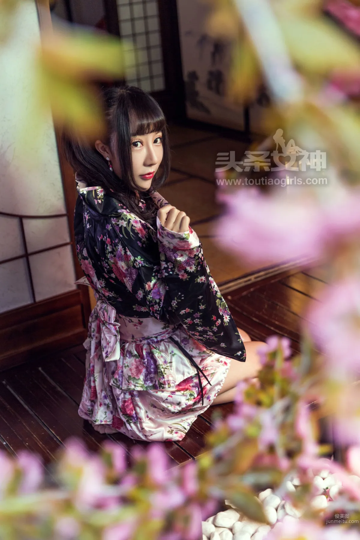 笑笑《七夕の情缘①》 [头条女神] 写真集