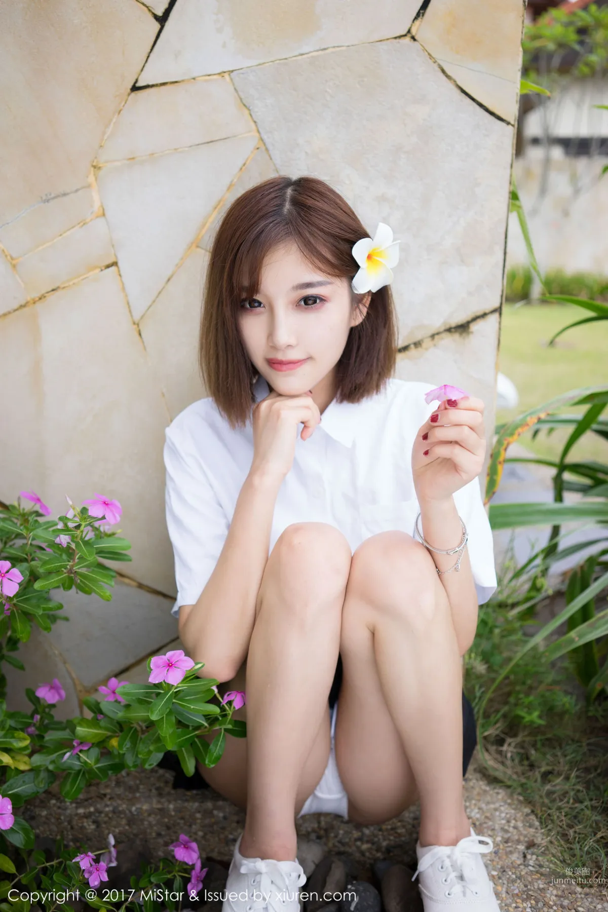 杨晨晨sugar《沙巴旅拍》第1套 [魅妍社MiStar] VOL.159 写真集