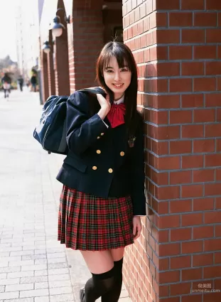 秋山莉奈《キミの素颜こつそりのぞいちやいま？？？た》写真集 [YS Web] Vol.207