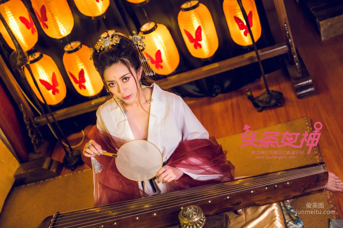 萱宸《当代女帝》 [头条女神Toutiaogirls] 写真集