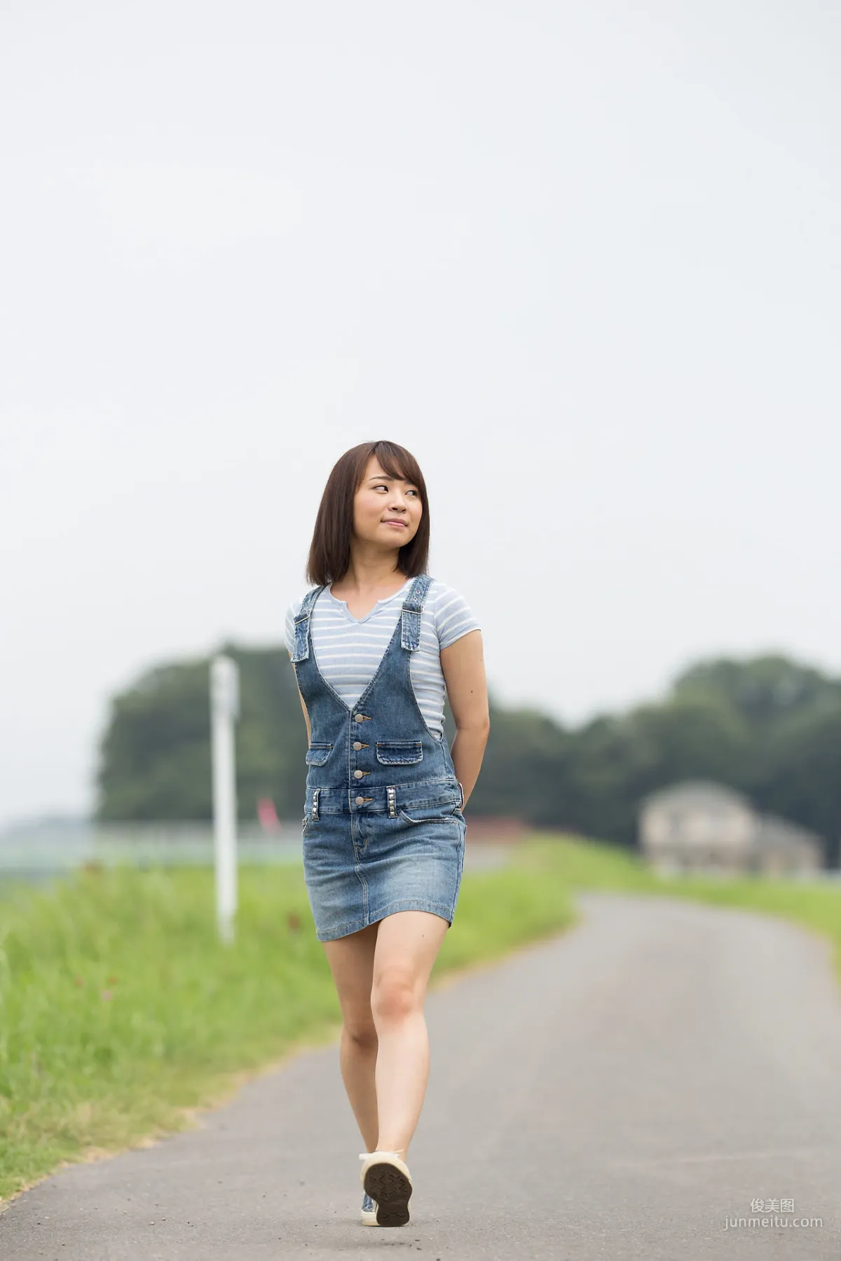 前園まみこ《牛仔裙诱惑+比基尼》 [Minisuka.tv] 写真集