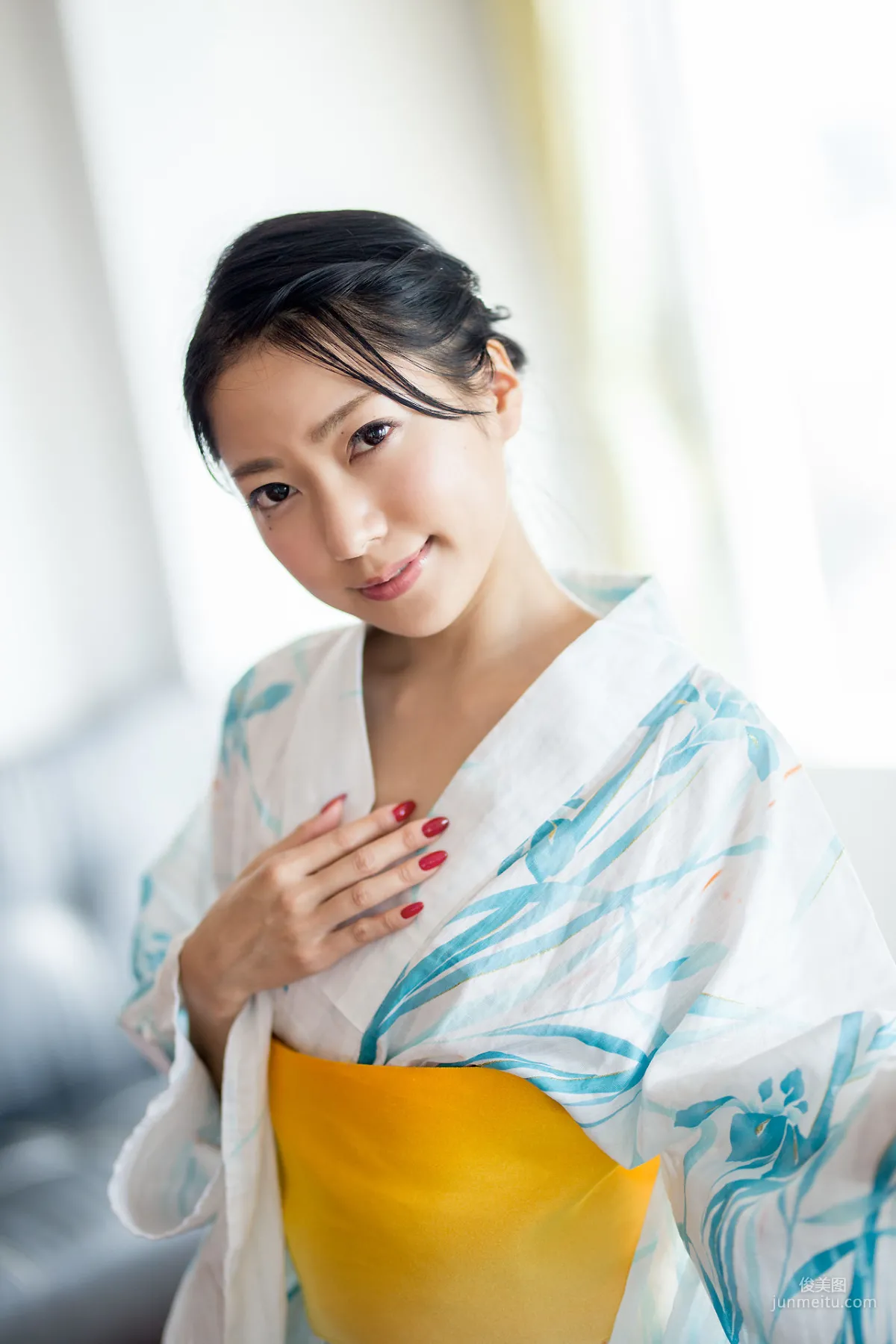 Ui Mita 三田羽衣《和服魅惑》 [Minisuka.tv] 写真集