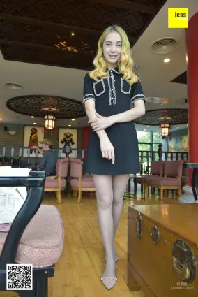 丝享家116 姗姗 《黄发美女的灰丝平底》[IESS异思趣向] 写真集