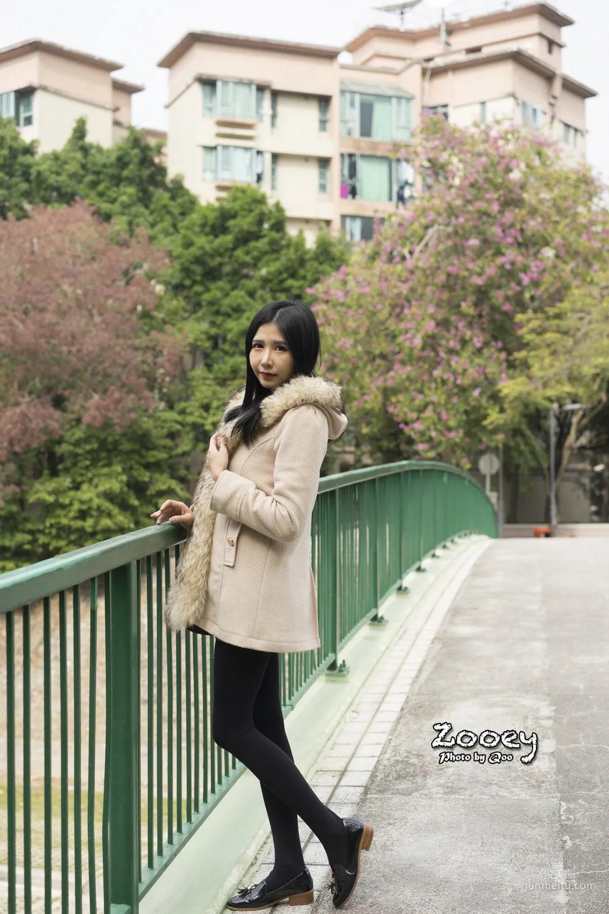 [台湾嫩模] Zooey《外拍小清新3套服装》 写真集