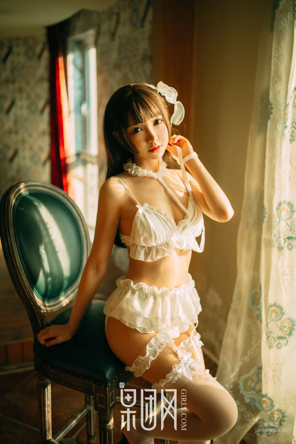 《白丝男人斩！巨乳萝莉真空上阵化身调皮小女仆》 [果团Girlt]熊川纪信 No.005 写真集