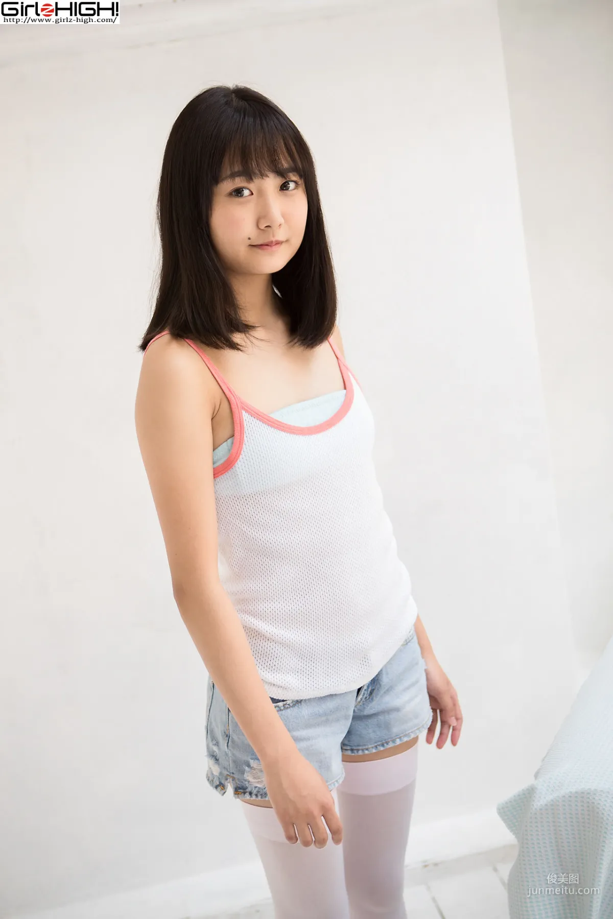 西野花恋《ニーハイコレクション》 短パン [Girlz-High] 写真集