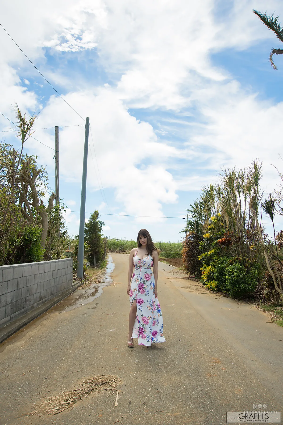 RION/宇都宮しをん《Carry On》 [Graphis] Gals 写真集