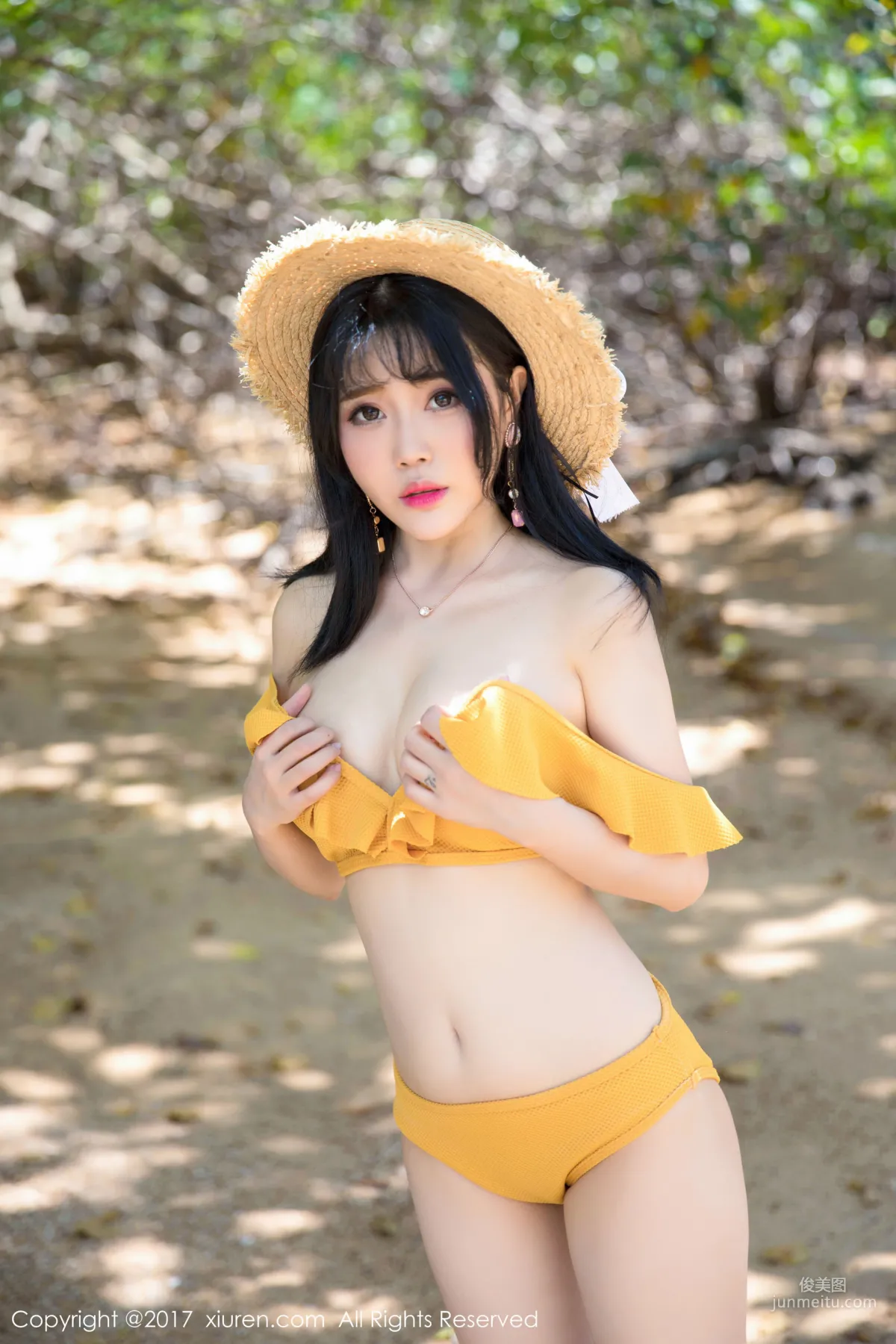 兜豆靓Youlina《田园风仙子》 [秀人XiuRen] NO.855 写真集