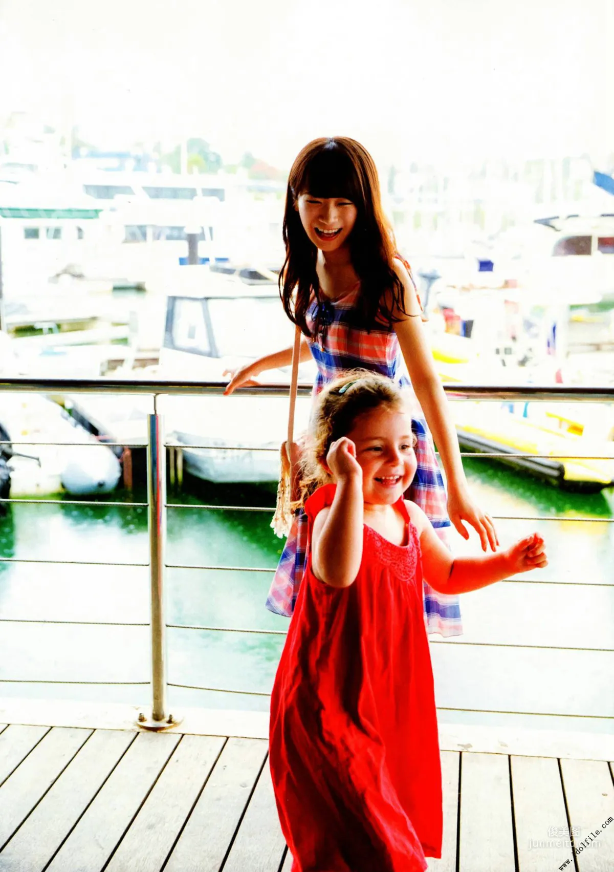秋元真夏 1st《真夏の気圧配置》 [PhotoBook] 写真集