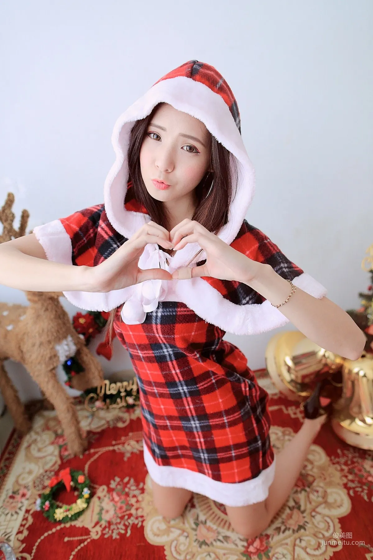[台湾女神] 吴诺DUDU 圣诞棚拍 写真集