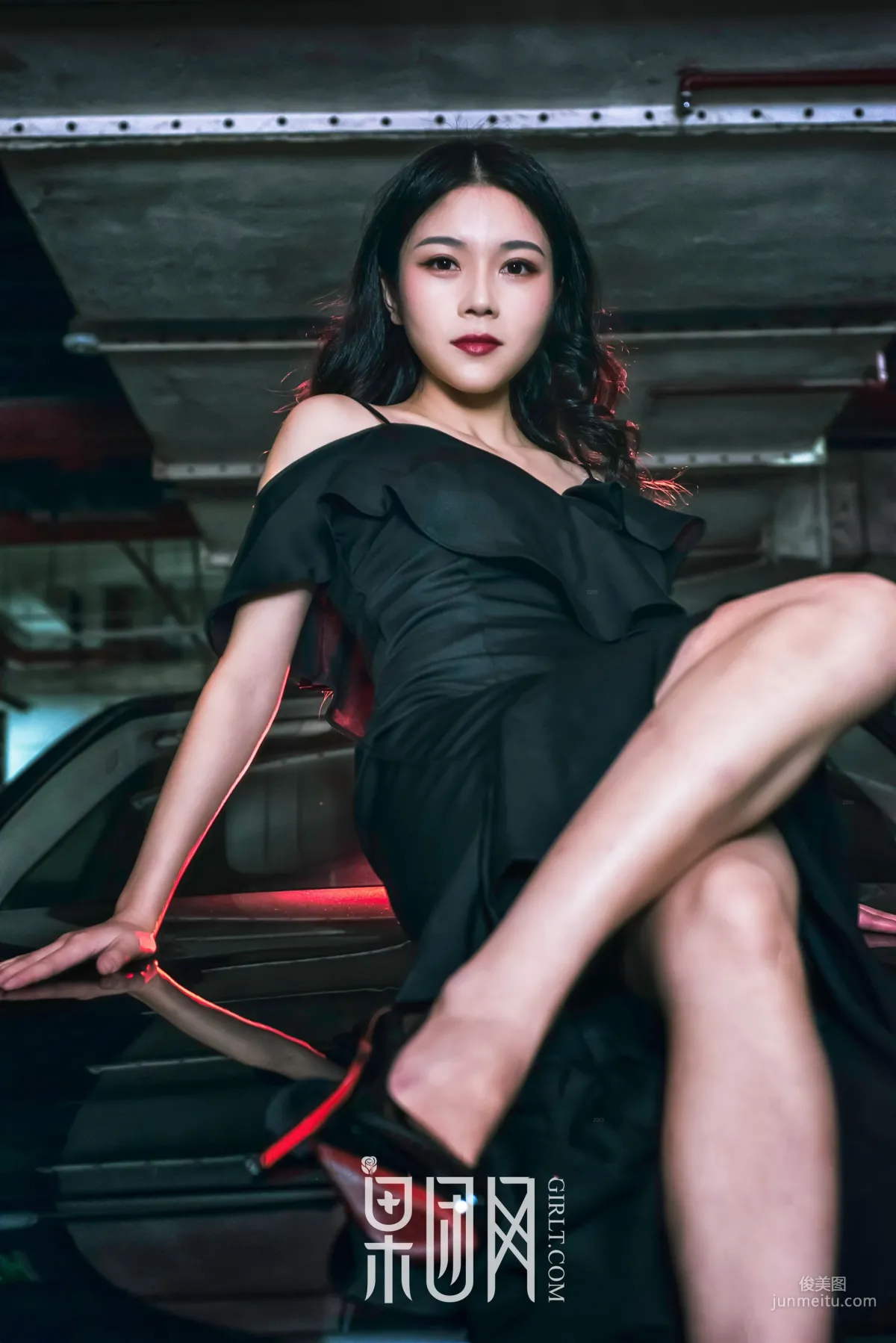 微微《美女vs豪车，你选择哪个！》 [果团网Girlt] No.107 写真集