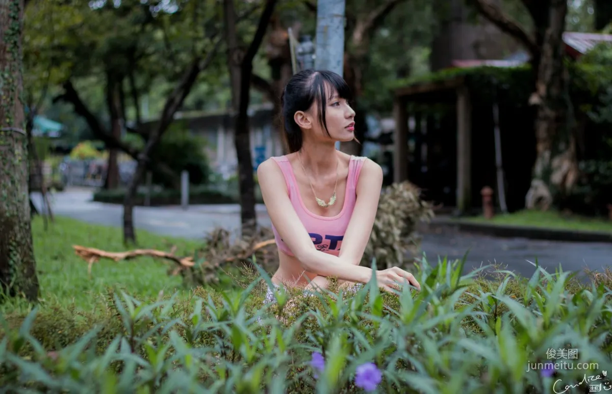 [台湾正妹] 蔡译心 - 热裤运动装 写真集