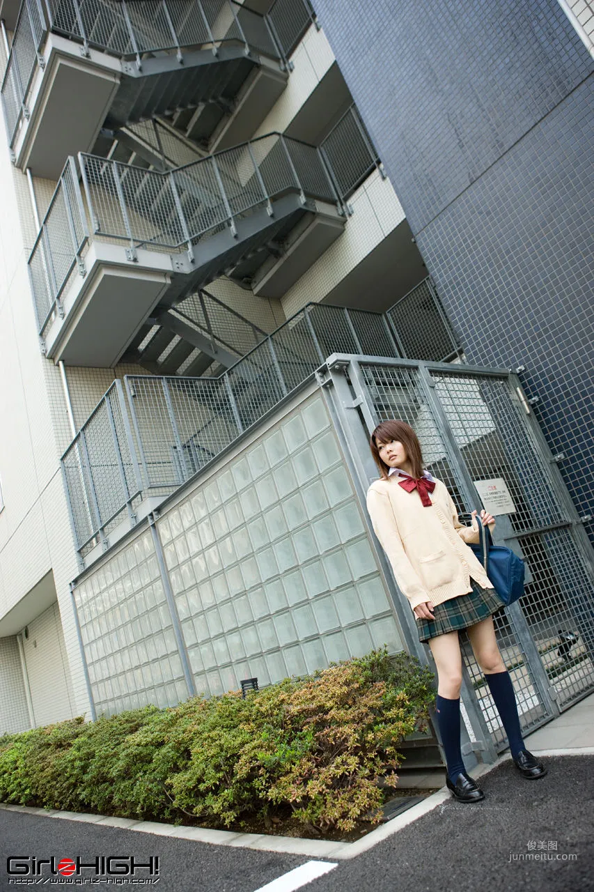 [Girlz-High] Side-B No.061 Miki 写真集