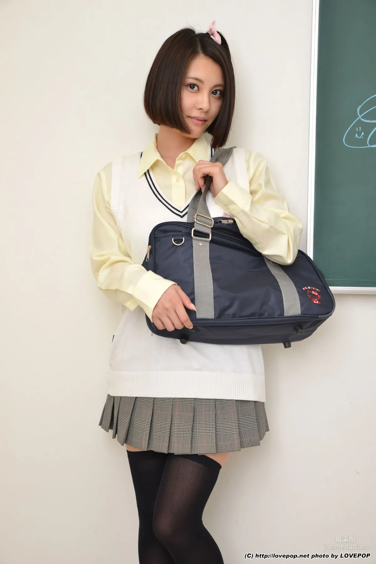 China Matsuoka 松岡ちな/松冈千菜 Set4 [LovePop] 写真集