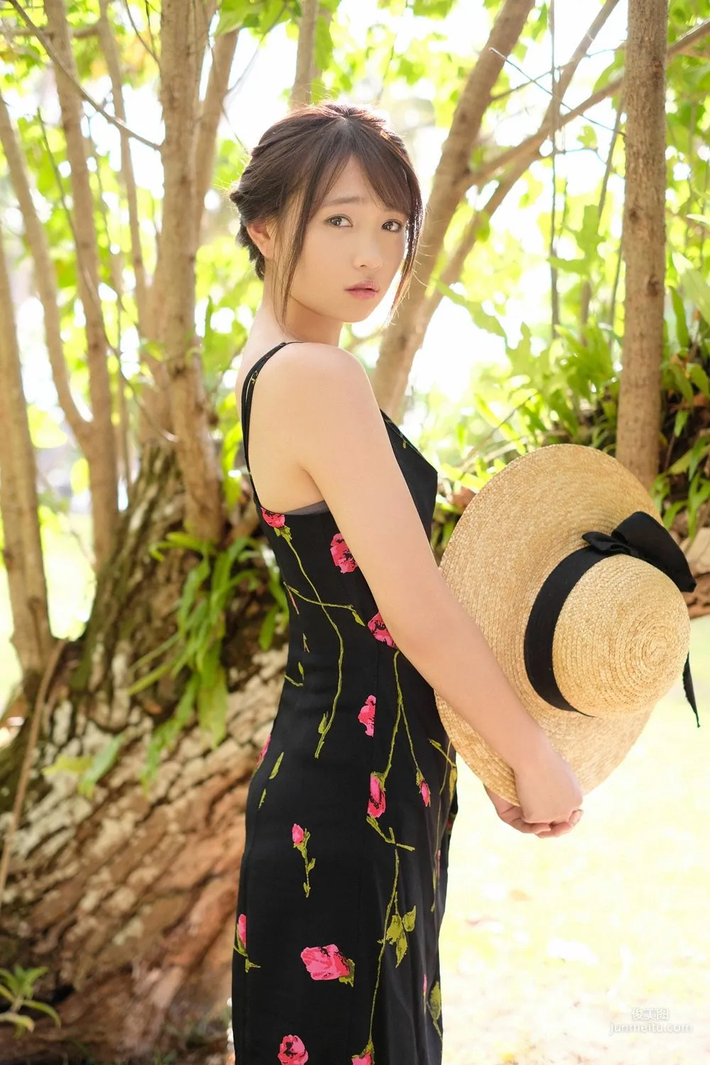 志村理佳《天然ピュアホワイトボディ》 [YS-Web] Vol.805 写真集