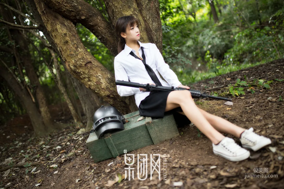 蘑菇《美女野外激战，性感撩人！》 [果团网Girlt] NO.109 写真集