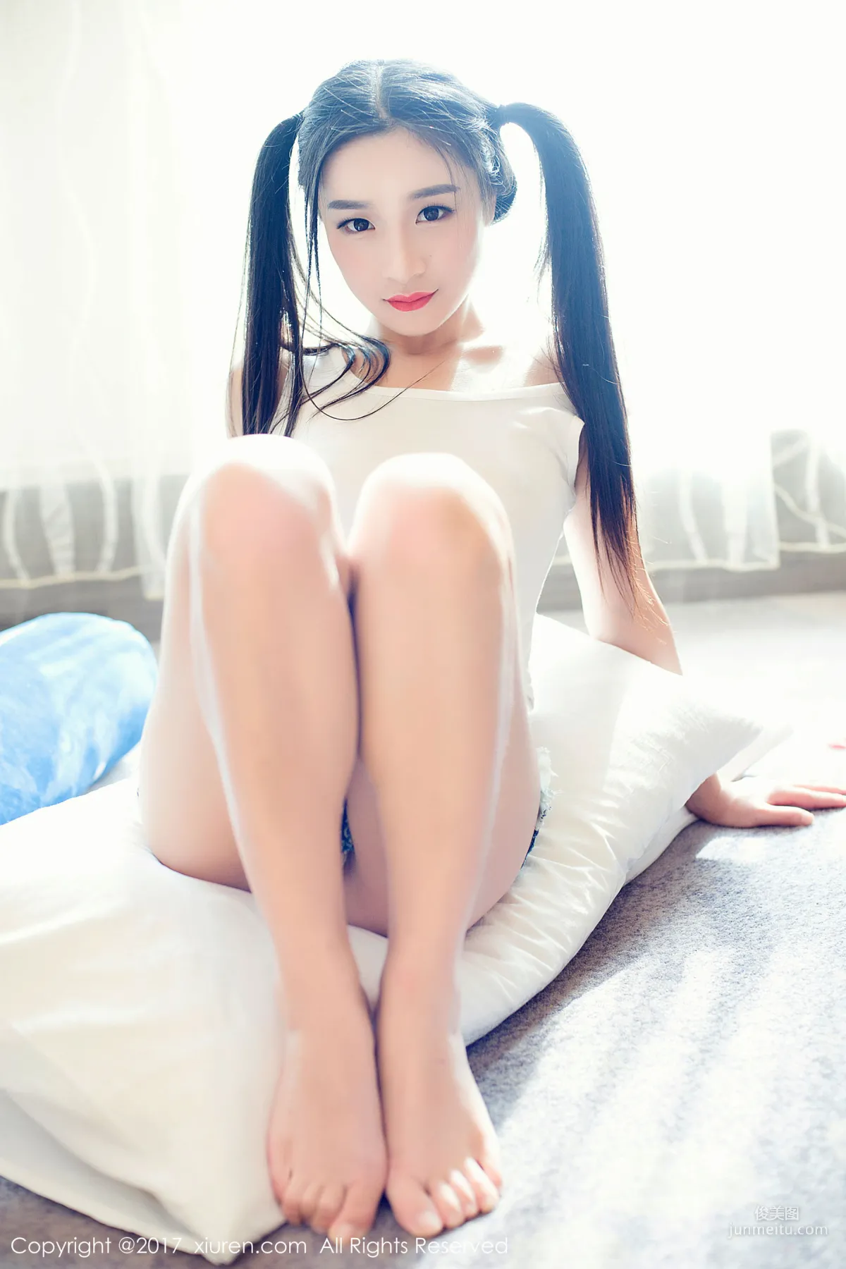 绮梦Cherish《齐逼牛仔裤+翘臀+床单诱惑》 [秀人XiuRen] NO.883 写真集