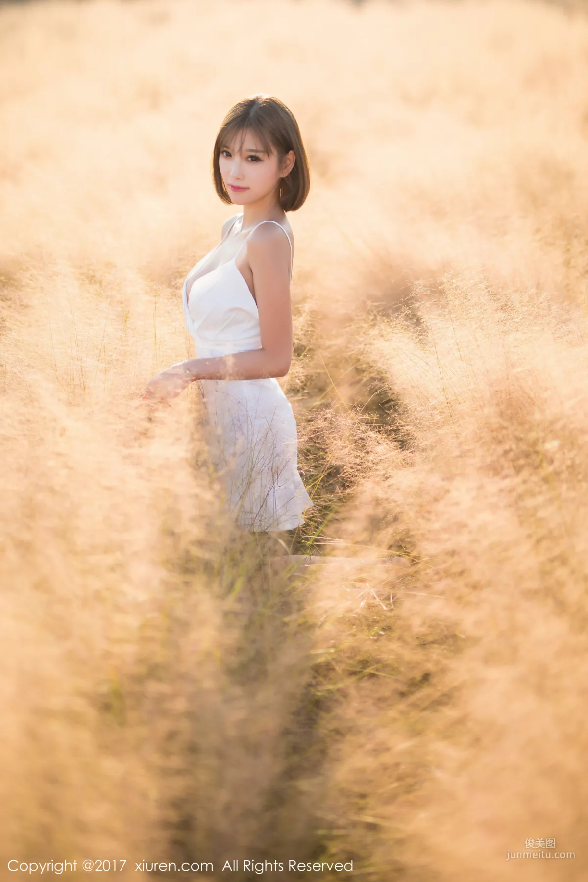 甜美女神@杨晨晨sugar《性感室外写真》 [秀人XiuRen] NO.847 写真集