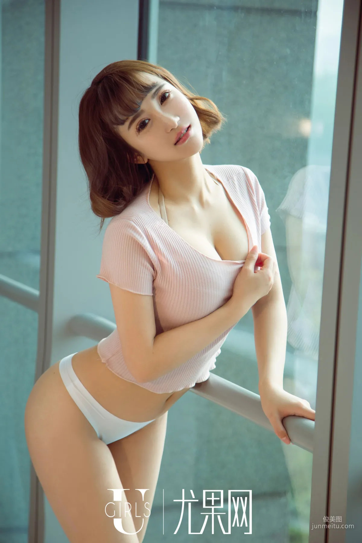 李焱《纯白的梦里花》 [尤果网Ugirls] U361 写真集