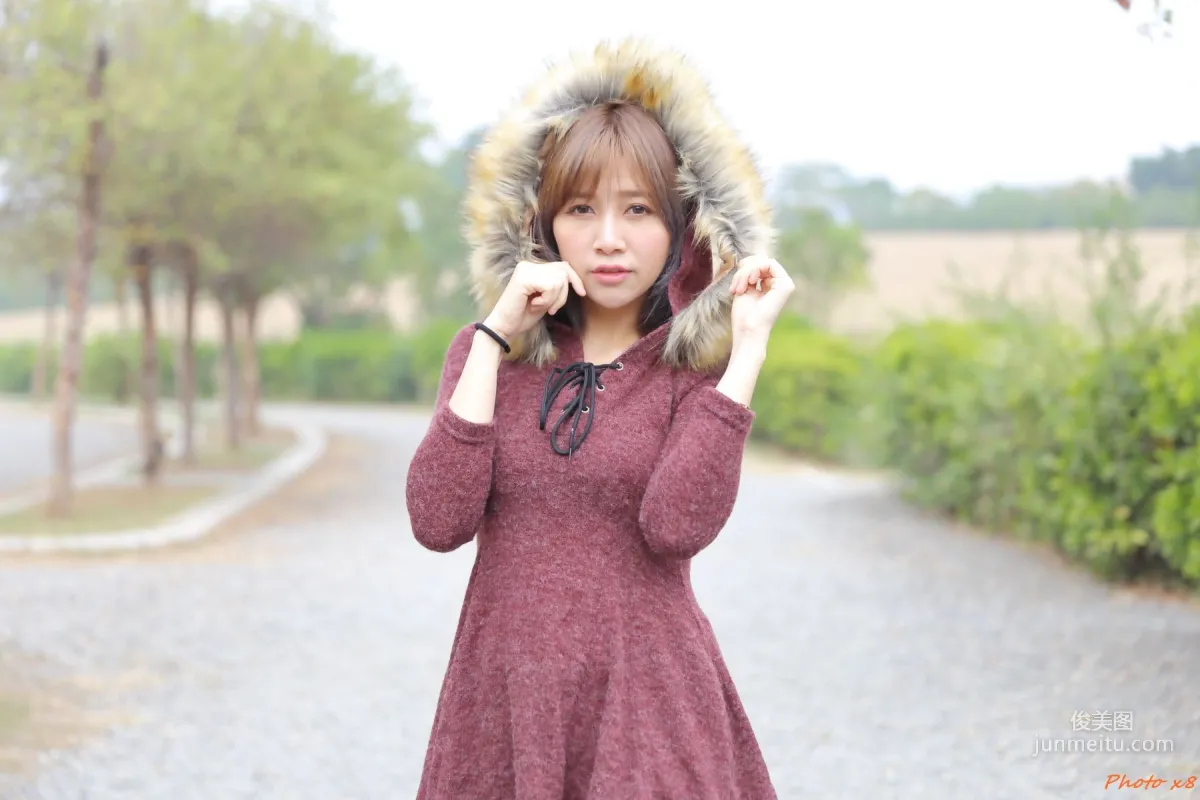 [台湾网红美女] Ann 外拍三套服饰 写真集