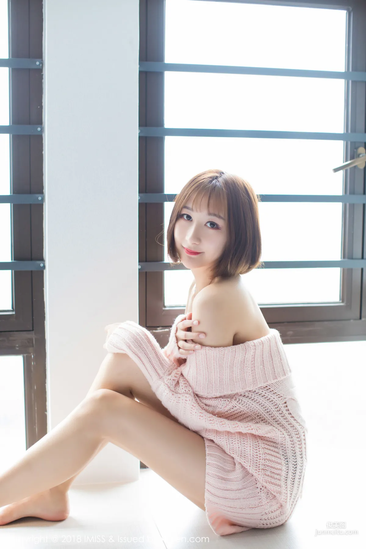 九尾Ivy-《性感极致的丝袜美腿诱惑》 [爱蜜社IMiss] Vol.240 写真集