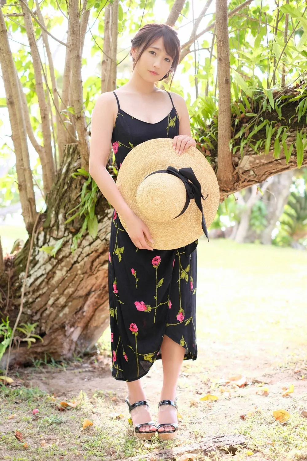 志村理佳《天然ピュアホワイトボディ》 [YS-Web] Vol.805 写真集
