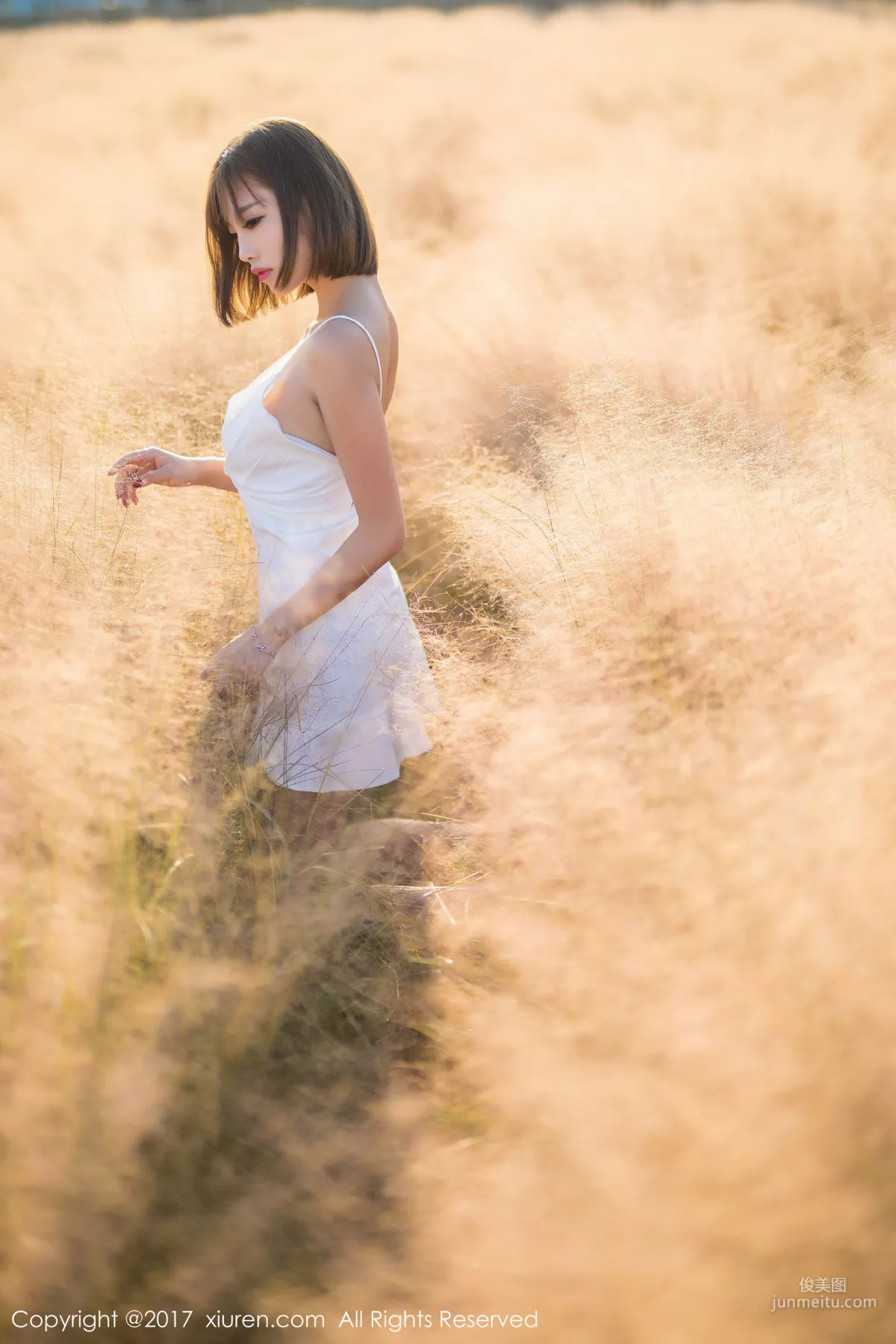 甜美女神@杨晨晨sugar《性感室外写真》 [秀人XiuRen] NO.847 写真集