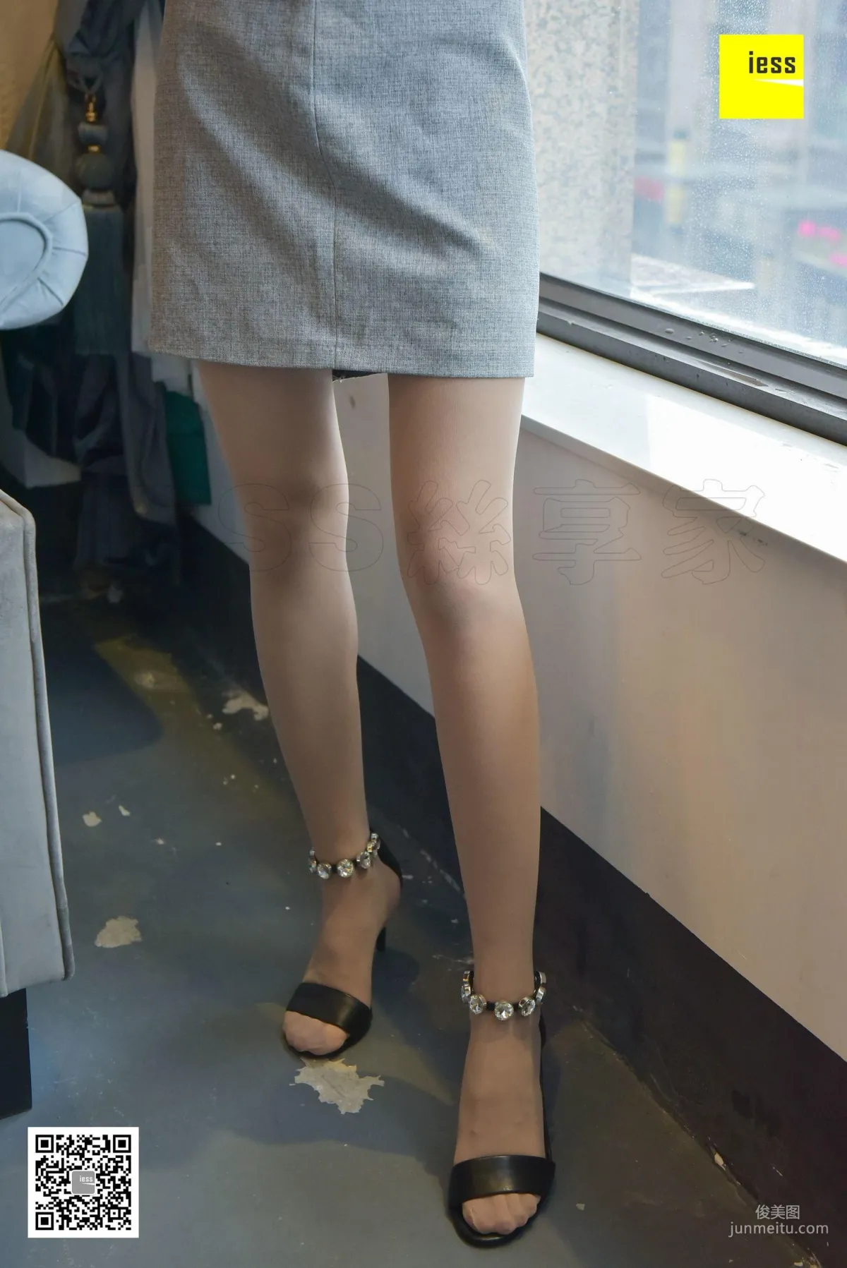 丝享家136 晶晶 《穿你的鞋跟你走》[IESS异思趣向] 写真集