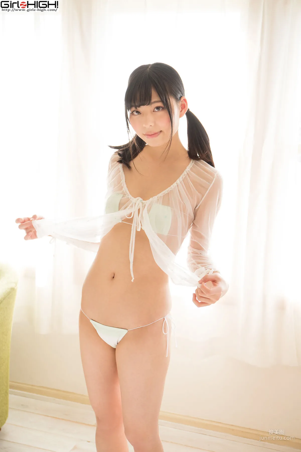 鳴海千秋《純情美少女 第2章 千秋の妄想イチィチャ編》眼帯ビキニ [Girlz-High] 写真集