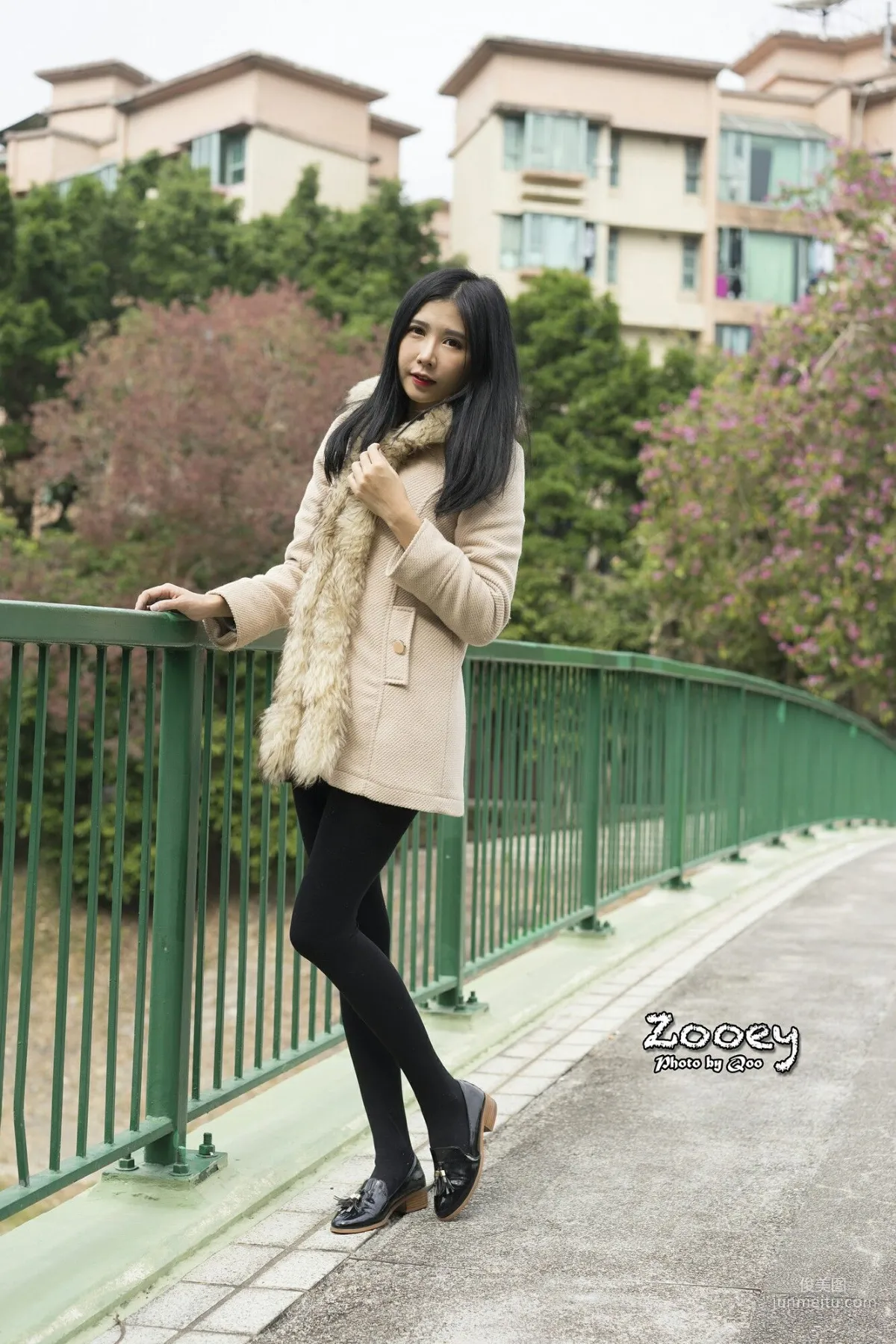 [台湾嫩模] Zooey《外拍小清新3套服装》 写真集