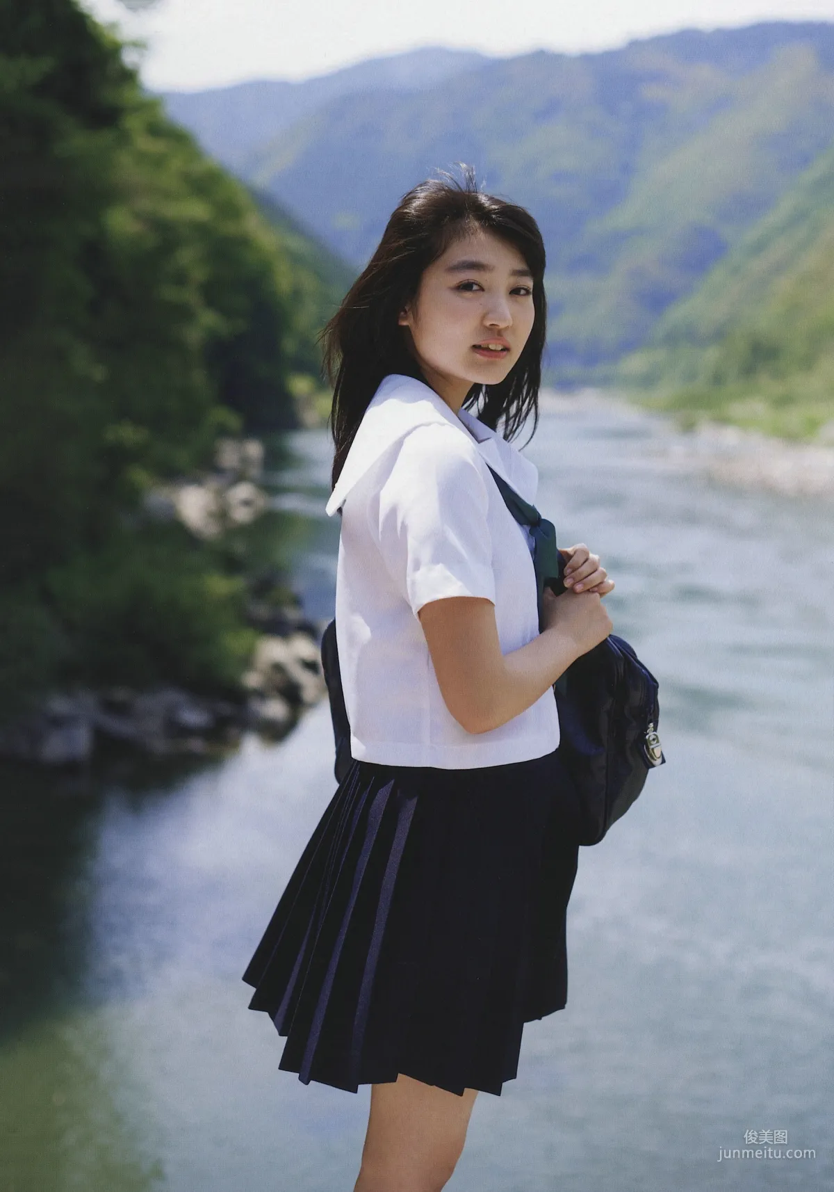 柏木ひなた《ひなた日和》 [PhotoBook] 写真集