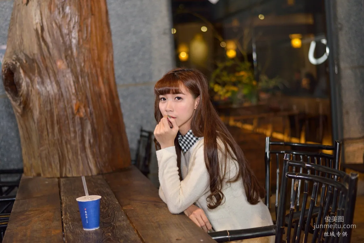 [台湾正妹] TiTi Yang《國美夜拍》 写真集