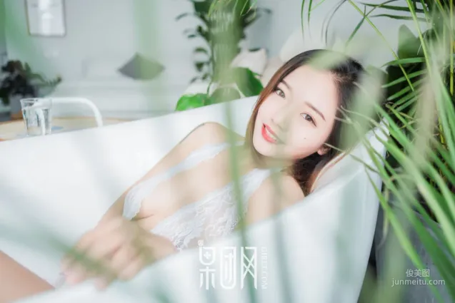 《骄傲的芭比女神坠落凡间！》 [果团Girlt] No.120 写真集