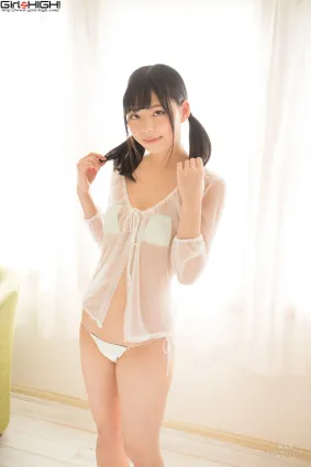 鳴海千秋《純情美少女 第2章 千秋の妄想イチィチャ編》眼帯ビキニ [Girlz-High] 写真集